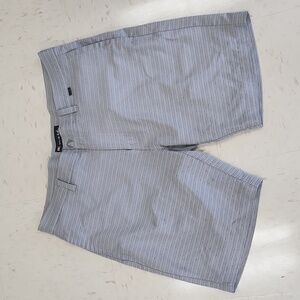 Travis Mathew Light Gray Golf Shorts Chinos Flat Front Men's Size 36